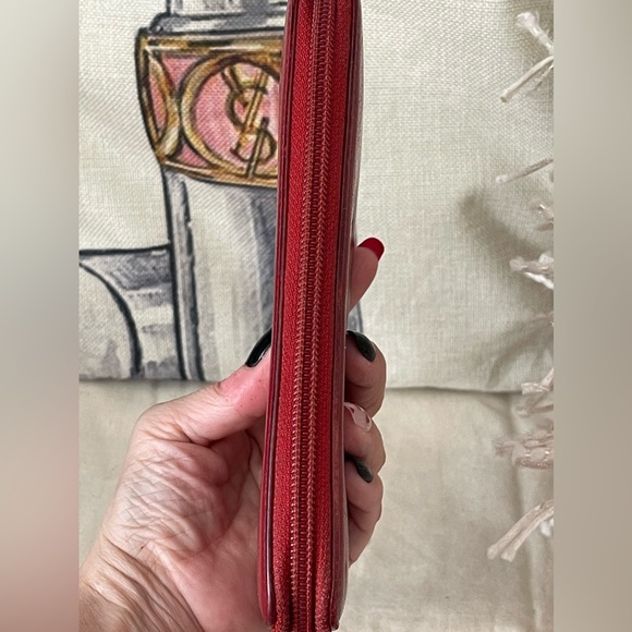 CHANEL Beautiful Caviar Large CC Timeless Zip Around Wallet in Red⭐️W/COA & CARD - Picture 7 of 17